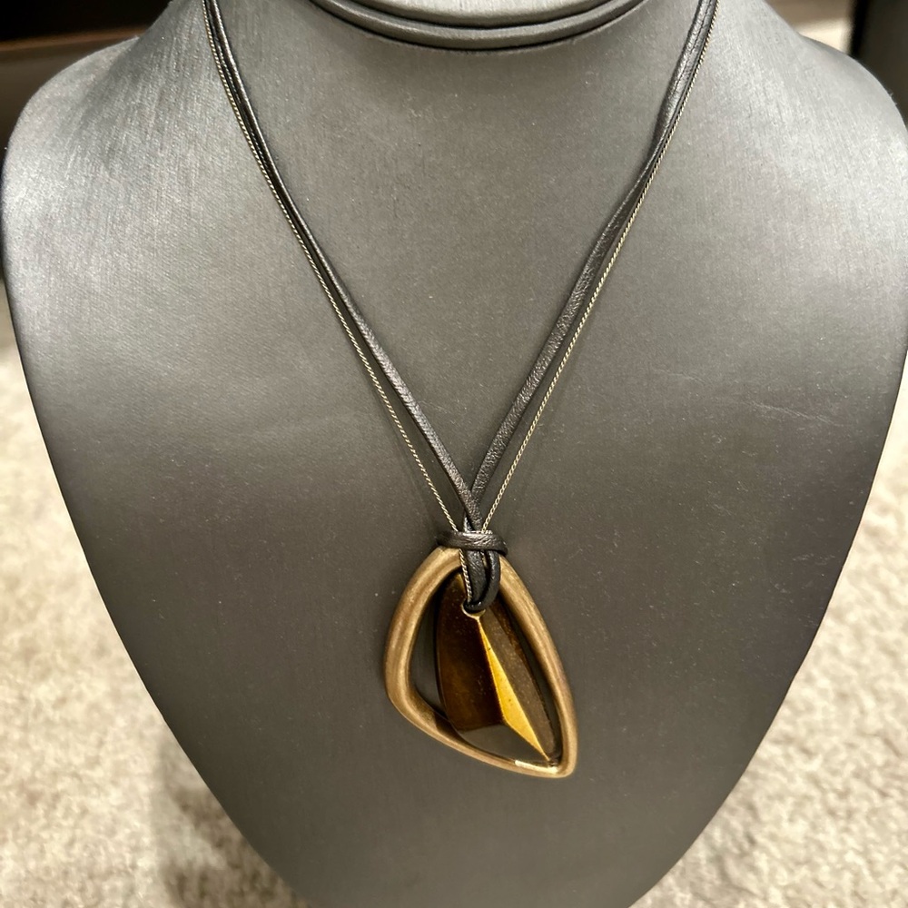 Tiger’s Eye Pendant Necklace